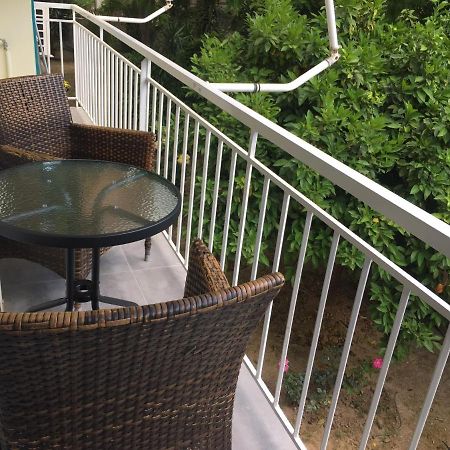 Luxury Apartment Next To The Sea Beach 아테네 외부 사진