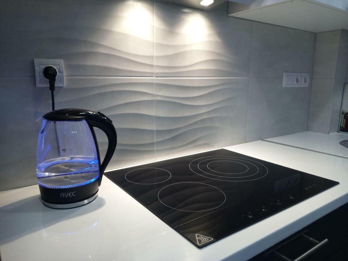 Luxury Apartment Next To The Sea Beach 아테네 외부 사진