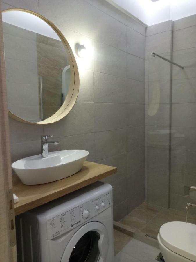 Luxury Apartment Next To The Sea Beach 아테네 외부 사진